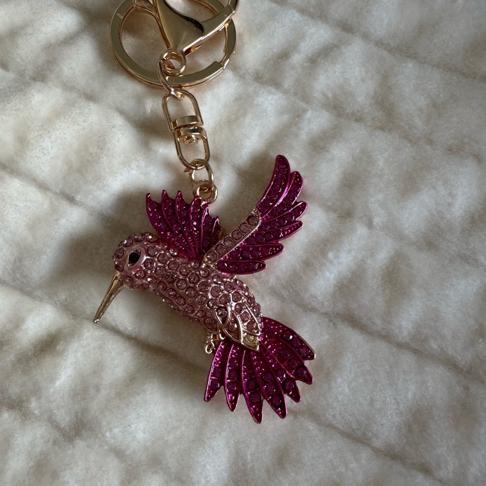 Crystal Pink Hummingbird Keychain-Purse Jewelry
Size: OS
$33 $55